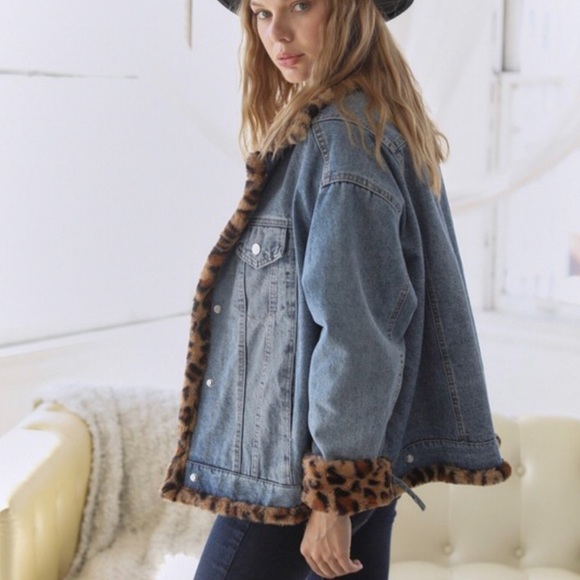 Oversize Denim Jacket Leopard Faux Fur - Picture 4 of 14